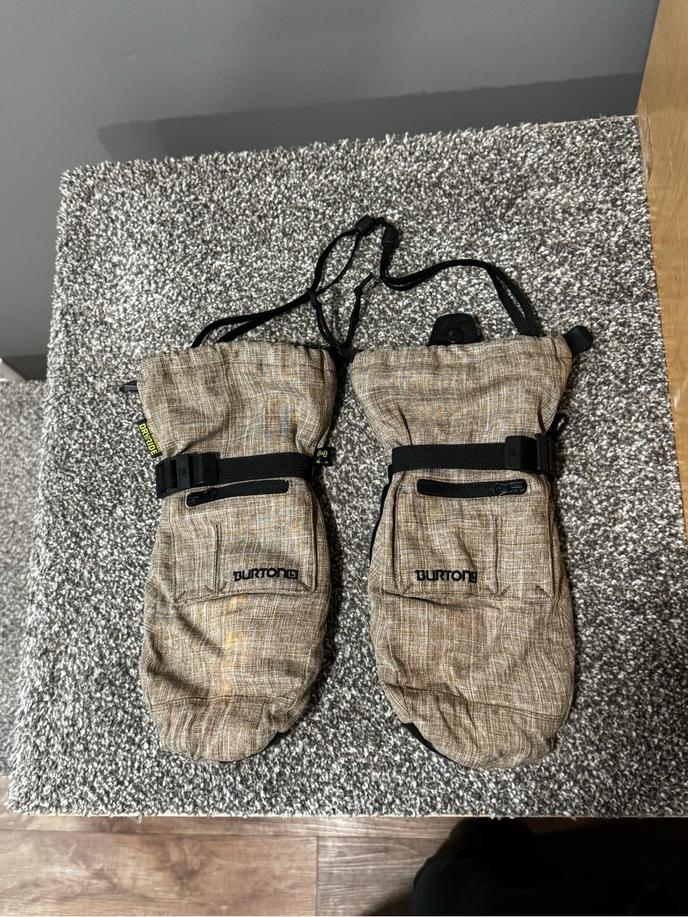 Burton Men’s Tan Heathered Mittens - Winter Snow Gloves